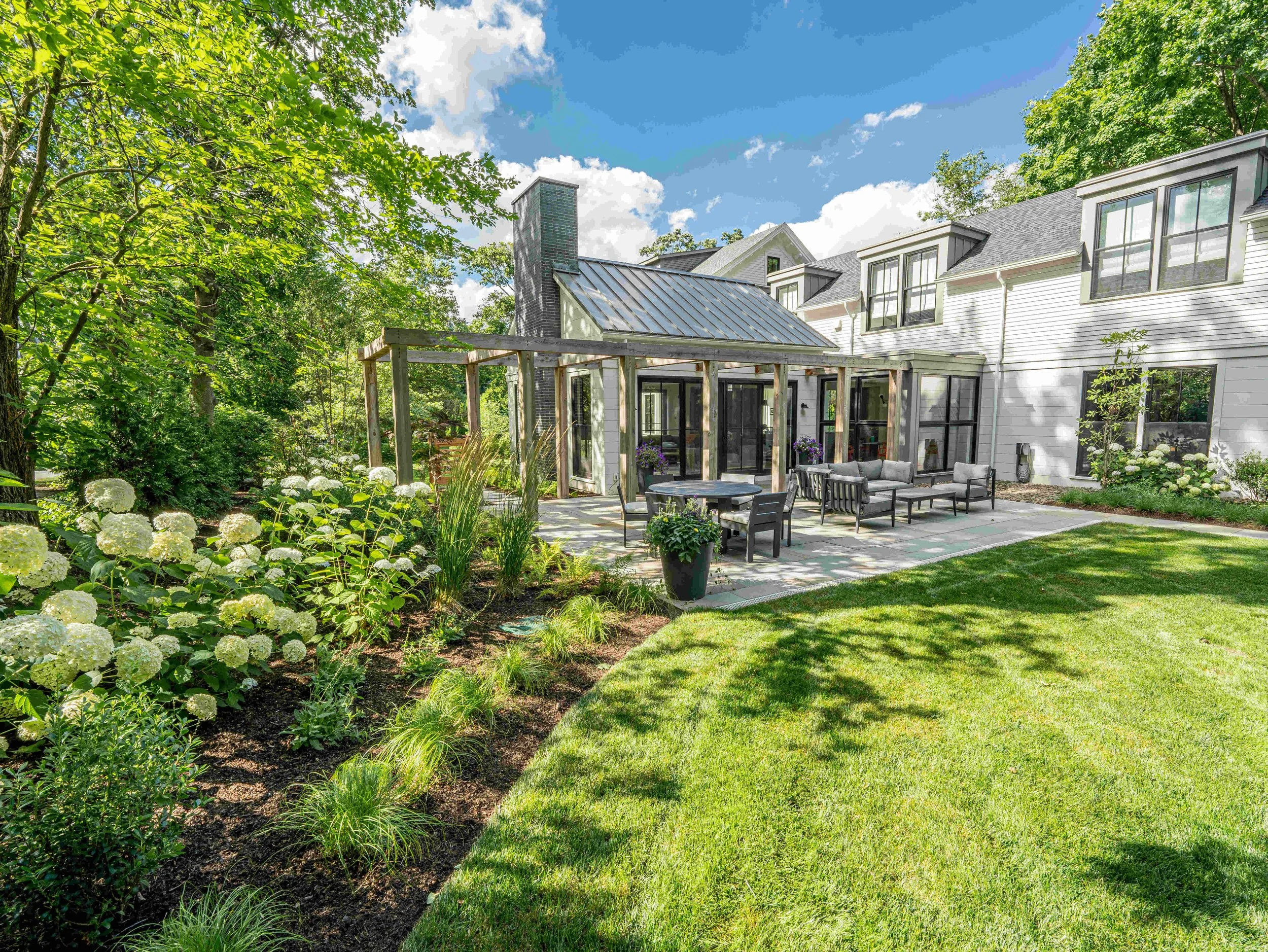 Expert Landscape Design, Lawn Care & Outdoor Kitchens in Medfield